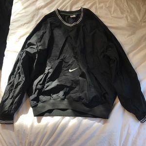nike oversized windbreaker
